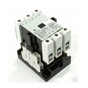 3TF46 22-0AP0 45A (22 KW) 230VAC Bobinli 2NO+2NC Trifaze G�� Kontakt�r� SIEMENS