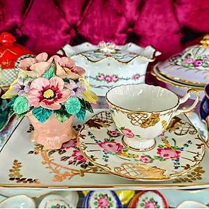 El Boyama Porselen Nil�fer Kahve Fincan�