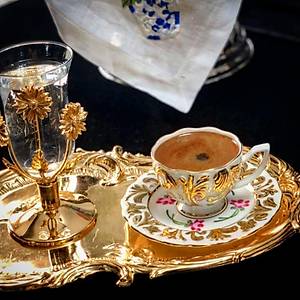 El Boyama Porselen Frezya Kahve Fincan�