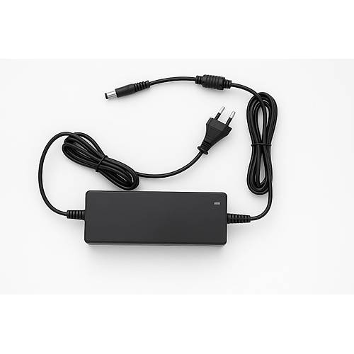 12 Volt 5 Amper  Adapt�r