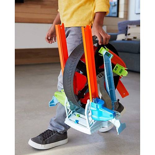 GJM77 Hot Wheels, D�nen Tekerlek Maceras� Yar�� Seti