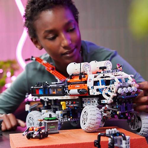 42180 Lego Technic Mars Ekibi Keif Arac 1599 para +11 ya