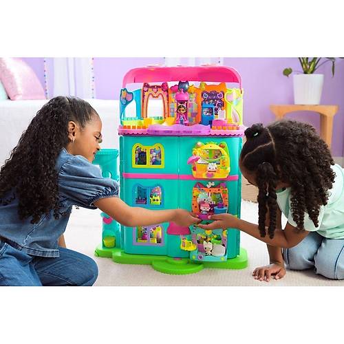70742 Gabbys Dollhouse Festival Evi E�lenceli M�zikli Oyun Seti 63 cm -Spinmaster