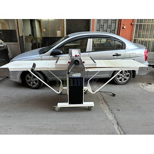 Almanya retimi Kanatl Hamur Ama Makinesi - Hamur Uzatma Vargel