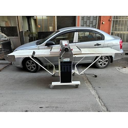 Almanya retimi Kanatl Hamur Ama Makinesi - Hamur Uzatma Vargel