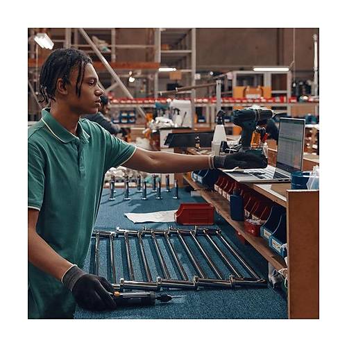 HP EB650G10 i5-1335U 15 16GB/512 Dos