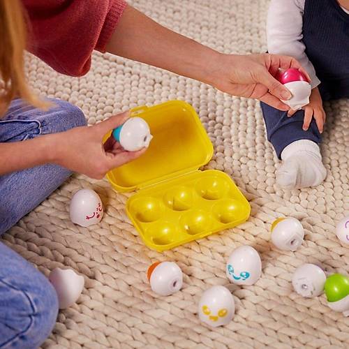 73560 Tomy Toomies Saklamba�l� Renkli Yumurtalar +6 ay