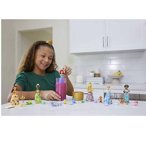 HMB69 Disney Prensesleri Color Reveal Renk De�i�tiren Ana Karakter Bebekler - 1.Seri
