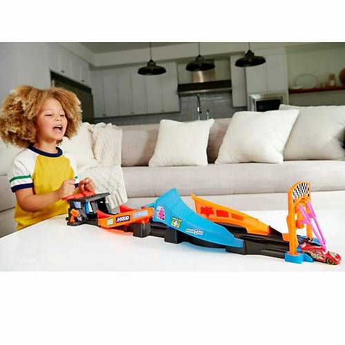 HPD80 Cars Karanlkta Parlayan Yarlar Pist Seti