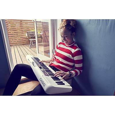 Casio Casiotone CT-S200WEC2 61 Tulu Org (Beyaz)