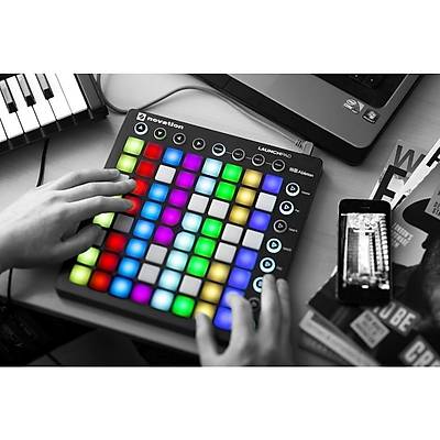 Novation Launchpad MK2 Midi Kontrol nitesi 