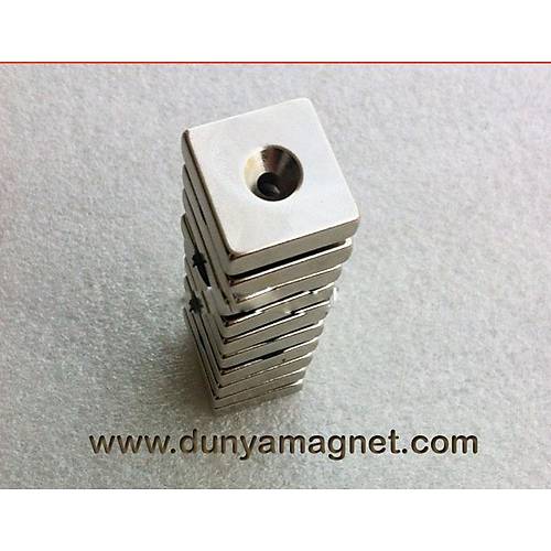 15x15x5 mm, Köşeli, Havşalı, Neodyum Mıknatıs, Güçlü Magnet, (Boy:15mm, En:15mm, Kalınlık:5mm)