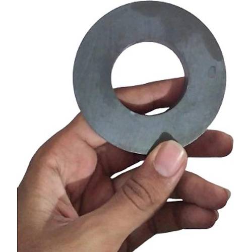 80x40x15 mm, Delikli Ferrit M�knat�s, Seramik, Oksit, K�m�r Magnet (�ap:80mm, Delik:40mm, Kal�nl�k:15mm)