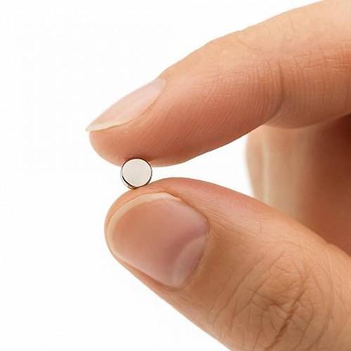 4x1,5 mm, Yuvarlak Neodyum M�knat�s, G��l� Magnet, (�ap: 4 mm, Kal�nl�k: 1,5 mm)
