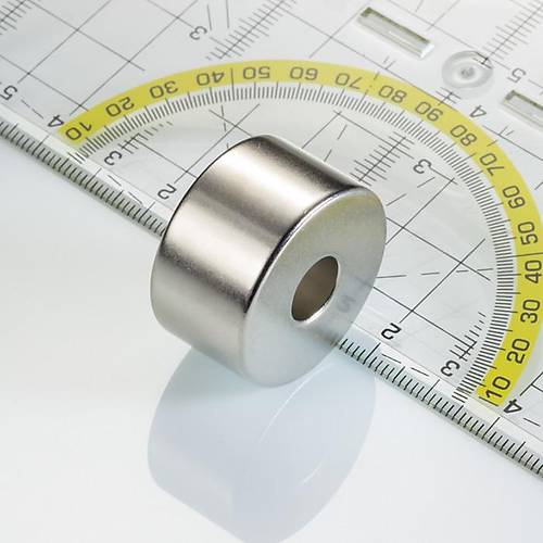 23xd6x10 mm, Yuvarlak, D�z Delikli, Neodyum M�knat�s, G��l� Magnet, (�ap:23mm, Kal�nl�k:10mm)