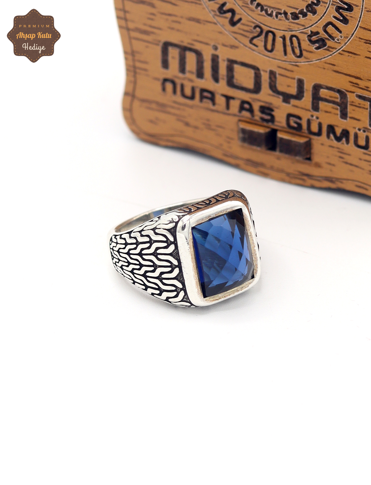 Safir Taşlı Dikdörtgen Model 925 Ayar Gümüş Çocuk Yüzüğü 201025320