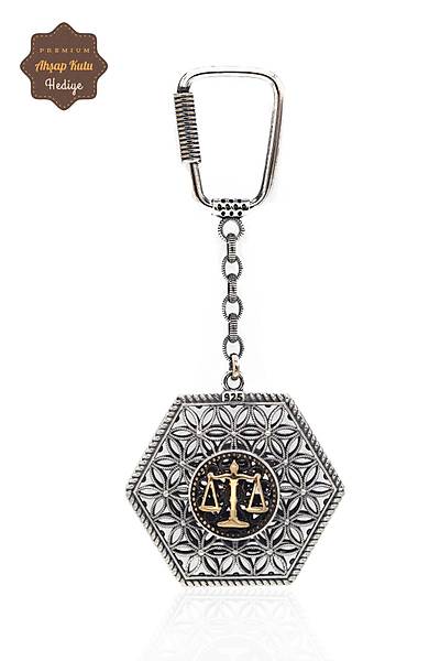 Adalet Terazisi Model Telkari ��lemeli 925 Ayar G�m�� Anahtarl�k 201024031