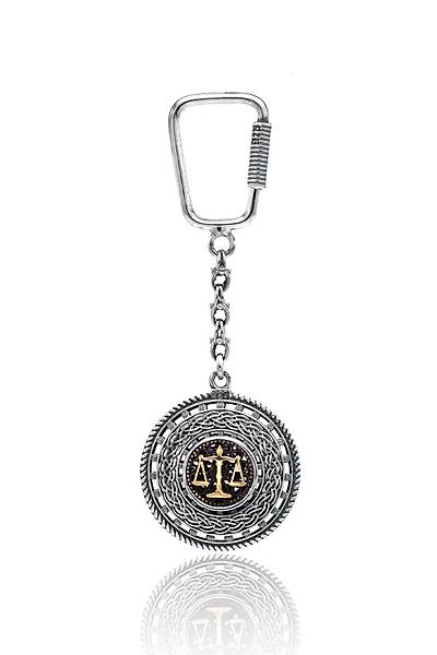 Adalet Terazisi �rg� Model Telkari ��lemeli 925 Ayar G�m�� Anahtarl�k 201024435