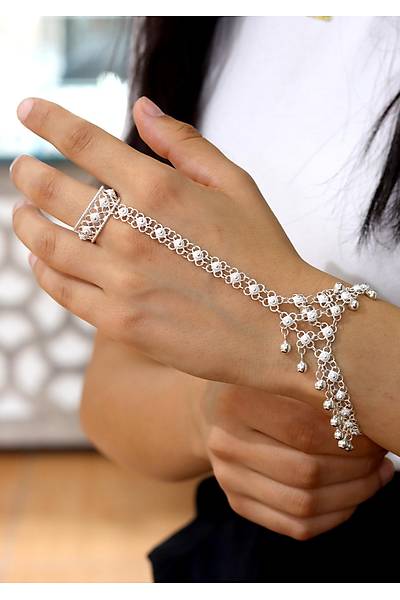 Y�resel Ki�ni� Tasar�m 4 S�ra Toplu Y�z�kl� �ahmeran G�m�� Bileklik 201024727