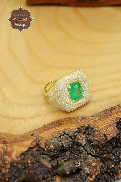 Z�mr�t Ta�l� Baget Tasar�m Gold Kaplama 925 Ayar G�m�� Kad�n Y�z�k 201024009