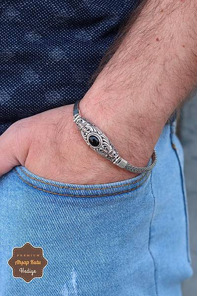 Oniks Ta�l� Has�r ��lemeli Model 925 Ayar Saf G�m�� Erkek Bileklik 201024044