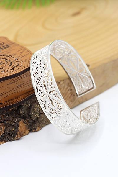 Y�resel Kalp ��lemeli Model Telkari G�m�� Kad�n Bilezik 201024510