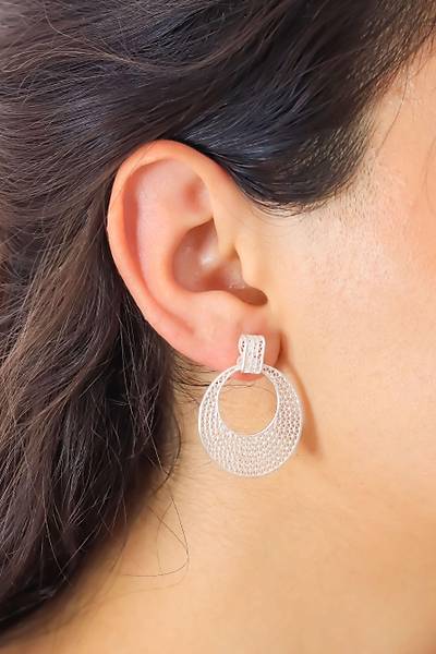 Halka Model El i�i Telkari Bayan G�m�� K�pe