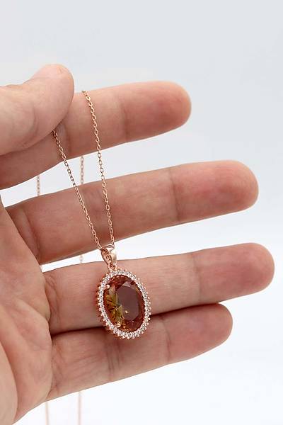 Zultanit Ta�l� Elips Model Rose Kaplama G�m�� Kolye 201024751