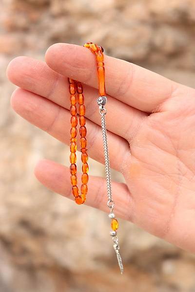 Minik Turuncu Alpaka P�sk�ll� Arpa Kesim Toz Kehribar Tesbih 201024090