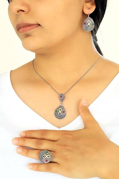 Sonsuzluk Model Taşlı Telkari Gümüş Üçlü Set