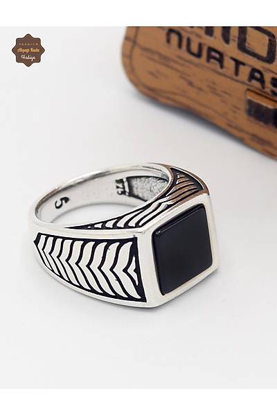 Kare Oniks Ta�l� Mart� Desenli 925 Ayar G�m�� �ocuk Y�z��� 201025380