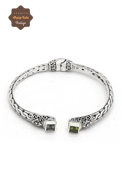 Ye�im Ta�l� Y�resel ��lemeli 925 Ayar Saf G�m�� Kad�n Bilezik 201024054