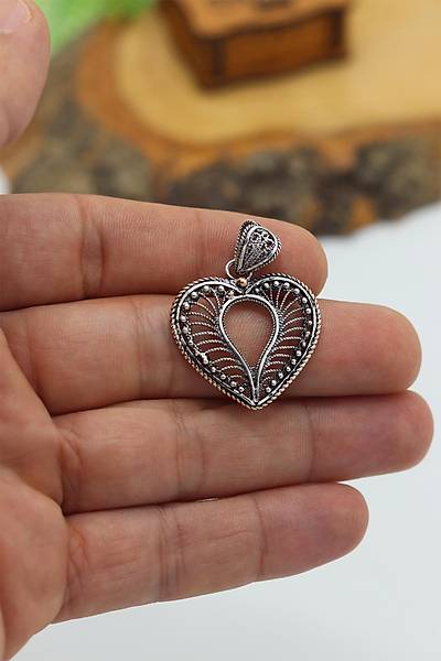 Kalp Model Oksitli Telkari G�m�� Kad�n Kolye 201024145