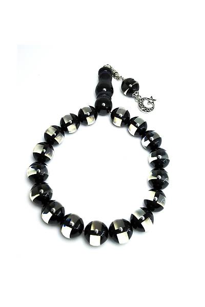 Siyah S�rmeli Maskot Boy Toz Kehribar Tesbih