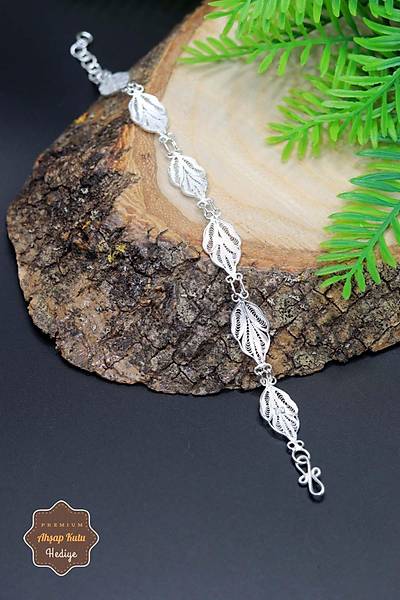 Yaprak Model 925 Ayar Saf Telkari G�m�� Kad�n Bileklik 201023958