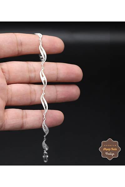 Dalgal� Zarif Model 925 Ayar G�m�� Telkari Kad�n Bileklik 201024684