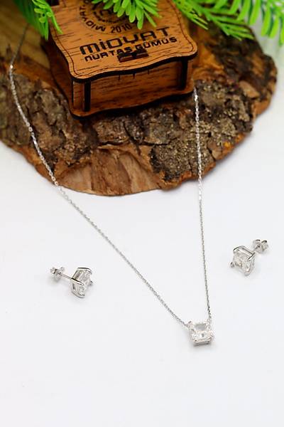 Kare Mozanit Ta�l� 925 Ayar G�m�� K�pe ve Kolye 2'li Set 201024818