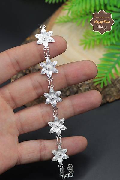 Zambak Model 925 Ayar Saf Telkari G�m�� Kad�n Bileklik 201023963