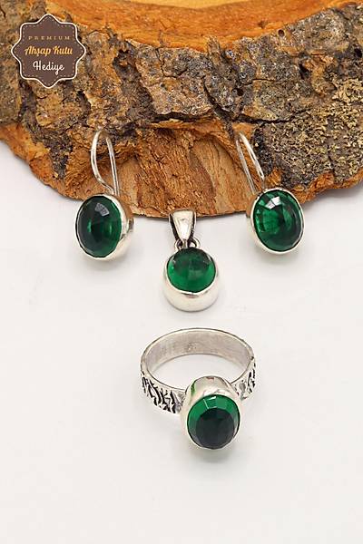 Z�mr�t Ta�l� Oval Model El i��ili�i Otantik G�m�� ��l� Set 201024120