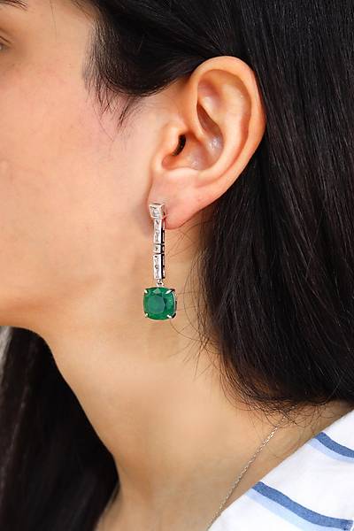 Z�mr�t Ta�l� Sallant�l� Model G�m�� Kad�n K�pe 201024507