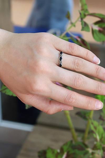 Oniks Ta�l� �� Ta� Model 925 Ayar G�m�� Markazit Kad�n Y�z�k 201024223