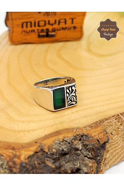 Z�mr�t Ta�l� Yaprak Motifli 925 Ayar G�m�� Erkek Y�z�k 201024890