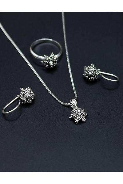 Y�resel Ki�ni� Has�r Model ��lemeli Bayan G�m�� Kad�n ��l� Set 201025225