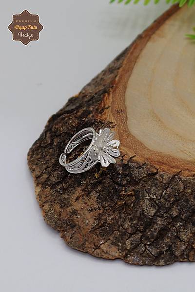 �i�ek Model El i��ili�i 925 Ayar G�m�� Telkari Kad�n Y�z�k 201023971