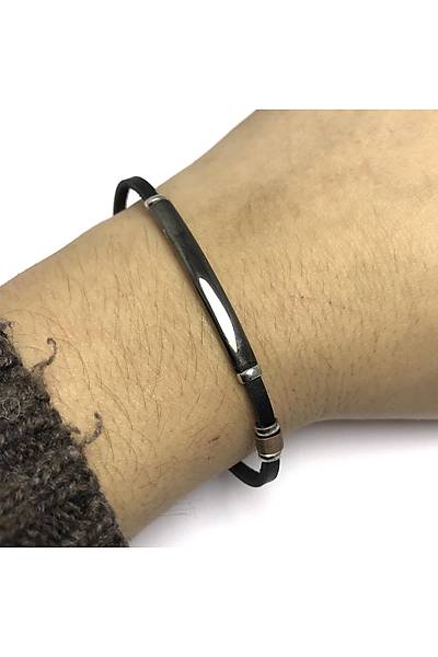 Sade Model Siyah Deri Kordonlu Unisex G�m�� Bileklik
