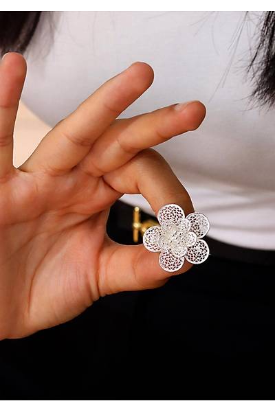 �i�ek Model 925 Ayar G�m�� Telkari Kad�n Bro� 201024723