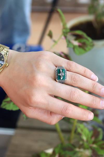 Z�mr�t Ta�l� Ahura Mazda Model 925 Ayar G�m�� Markazit Unisex Y�z�k 201024245