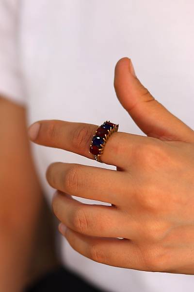 Safir ve Yakut Ta�l� Be�ta� Model Otantik Kad�n G�m�� Y�z�k 201024332