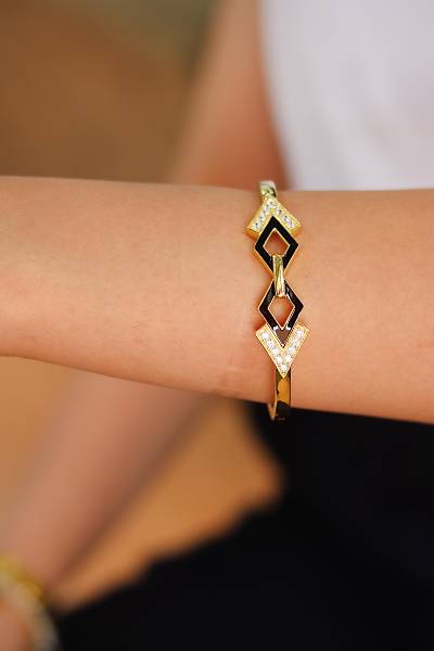 Siyah Mineli Zirkon Ta�l� Alt�n Kaplama 925 Ayar G�m�� Kad�n Bilezik 201024331