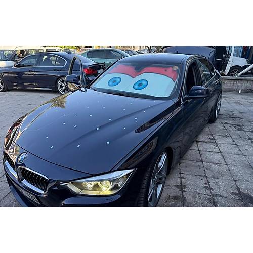 �n Cam Oto G�ne�lik Araba G�ne�li�i �im�ek Mcqueen 65*135